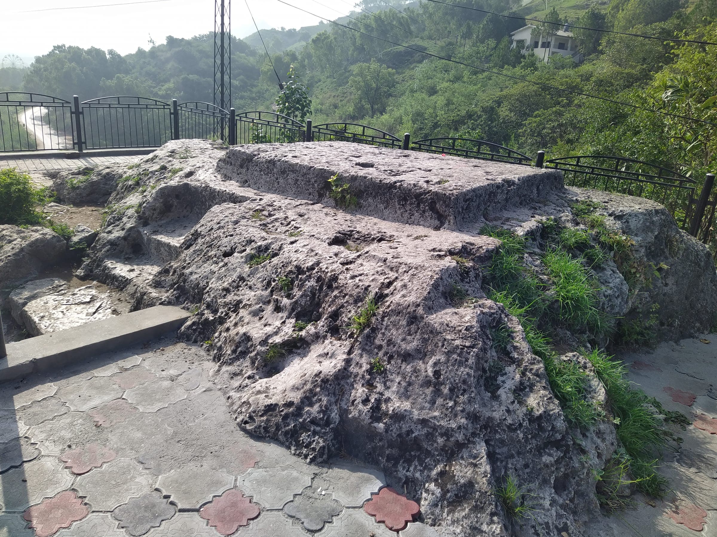 Takht-e-Babri