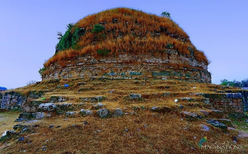 Mankiala Stupa