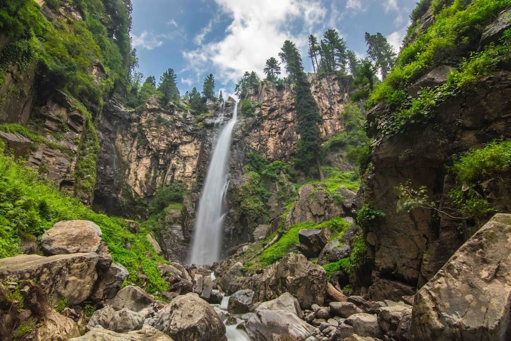 Jarogo Waterfall